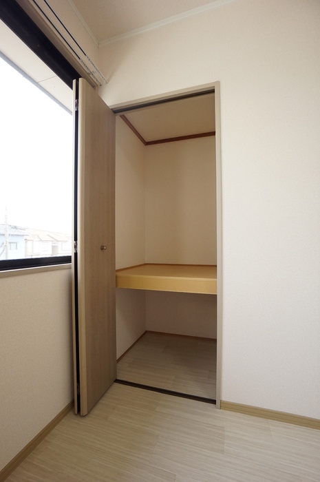コンフォート２１ Ａ 202 収納