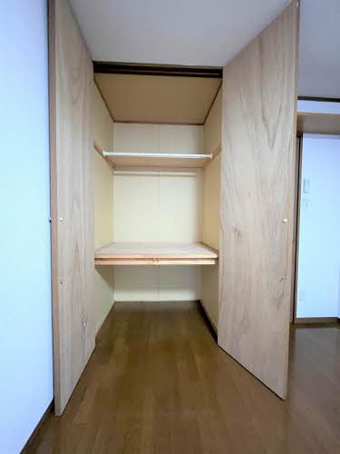 シェロファームＡ 206 収納