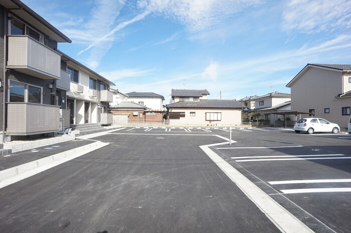 アステール Ⅲ 201 駐車場
