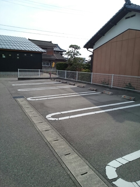 キャッスル ビューⅠ 103 駐車場