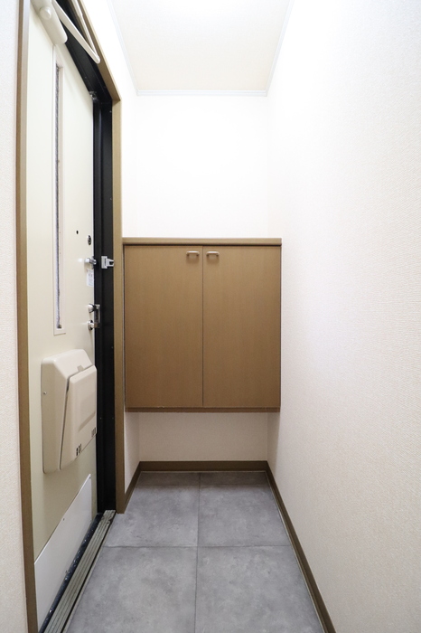 リバービュー　B 203 収納