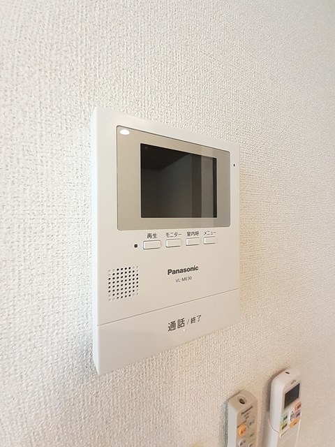 ルーエ西本成寺Ⅰ 205 セキュリティ