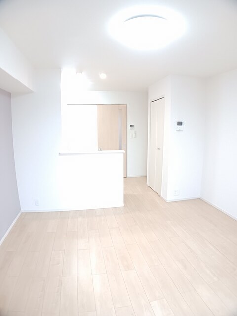 レーガ 204 リビング