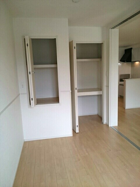 アクロポリス 204 収納