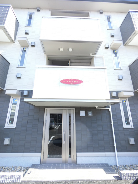 エスポワール寺尾台 Ａ 101 玄関