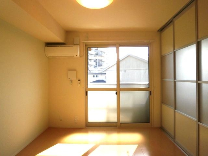 アムール新館 205 リビング