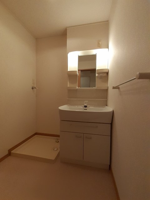 クレスト藤 103 洗面所