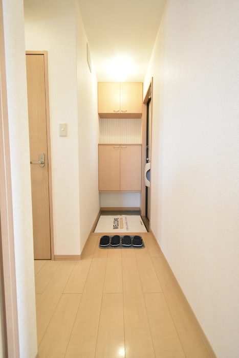 リベール Ａ/Ｂ/Ｃ B201 玄関