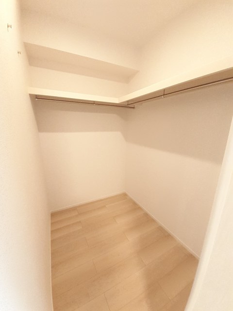 コリーヌⅡ 203 収納