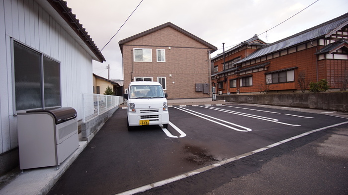 シャルマンソレーユ 101 駐車場