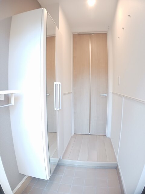 ボヌール 103 玄関