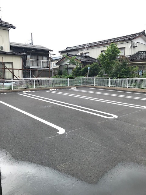 グランツハウスＡ 102 駐車場