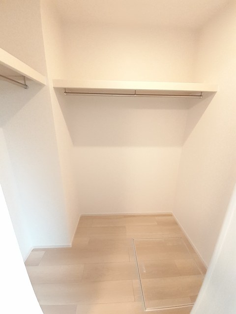 ウェルヴィレッジⅣ 101 収納