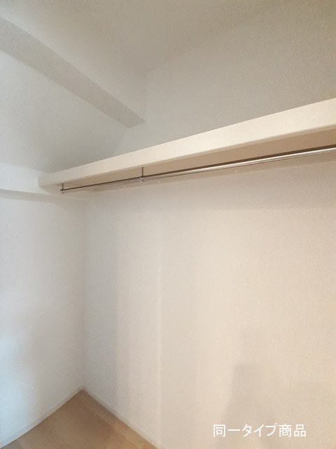 ファースト サンライズⅡ 104 収納