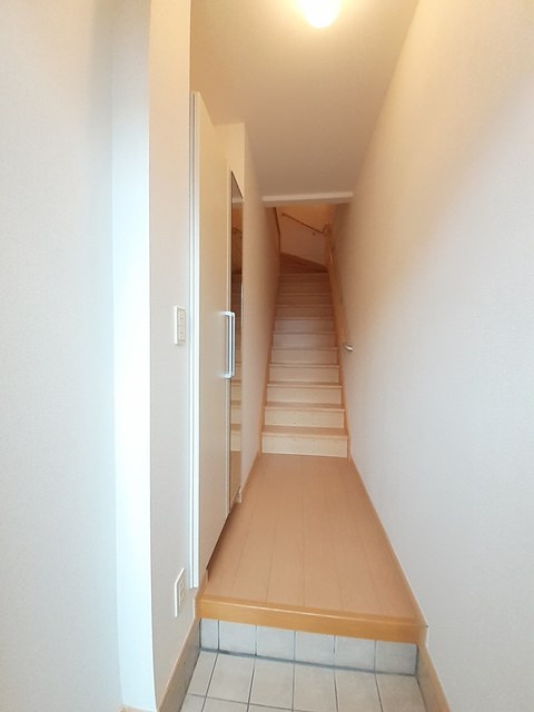シャルム大郷町Ｂ 203 玄関