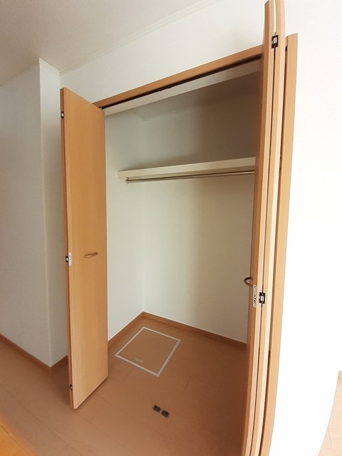 ミルキータウン城所Ⅱ 103 収納