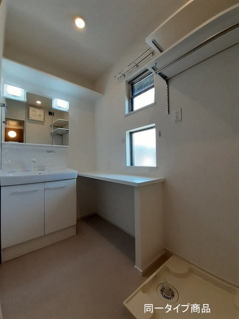 ファースト サンライズⅡ 202 洗面所