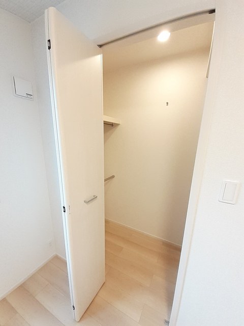 パインエコー 102 収納