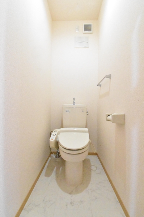 Ｆｒｅｅｄｏｍ Ｃｏｕｒｔ 202 トイレ