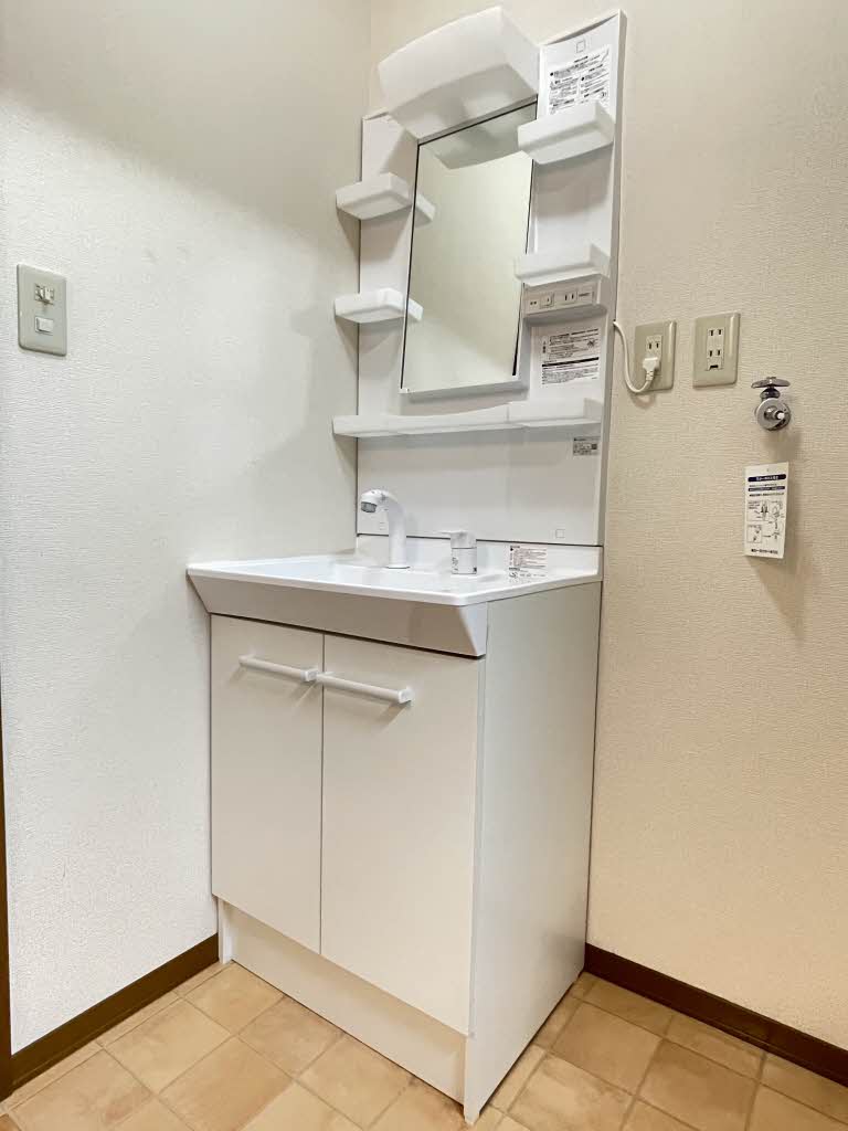 サンライズ鵜ノ子　B 202 洗面所