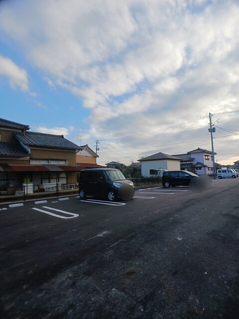 ピアニッシモⅡ 101 駐車場