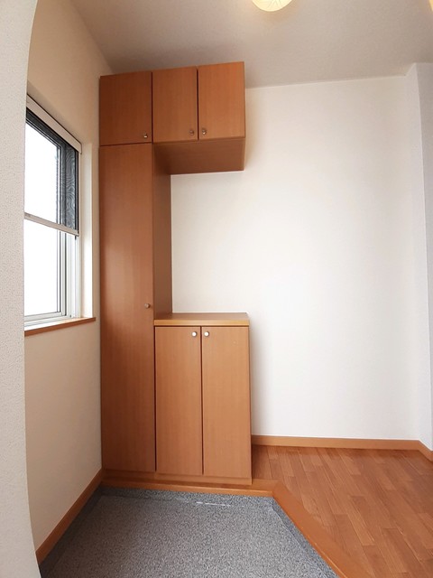 ソレイユルヴァンＡ 202 玄関