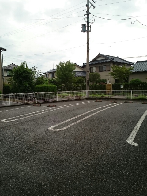 シャルマン中沢Ⅰ 101 駐車場