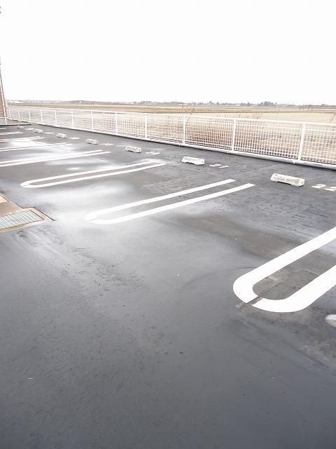 アドリアーノ Ａ 101 駐車場