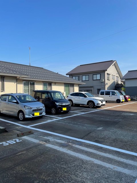 ベル コモンズ Ⅱ 104 駐車場