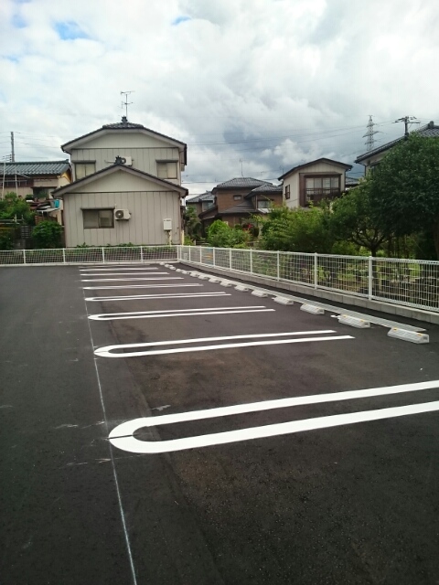 アンジュ・エール Ⅱ 201 駐車場