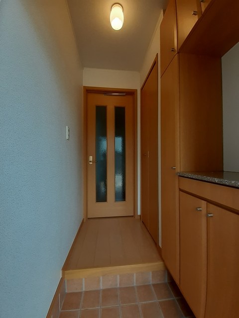 夢ハイツマツダⅠ 103 玄関