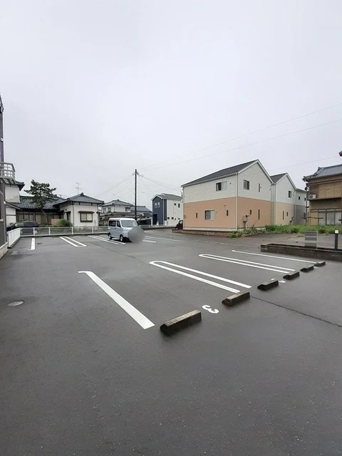 メルヴェーユ 201 駐車場