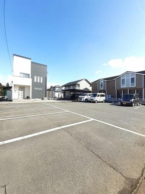 プロムナード 203 駐車場