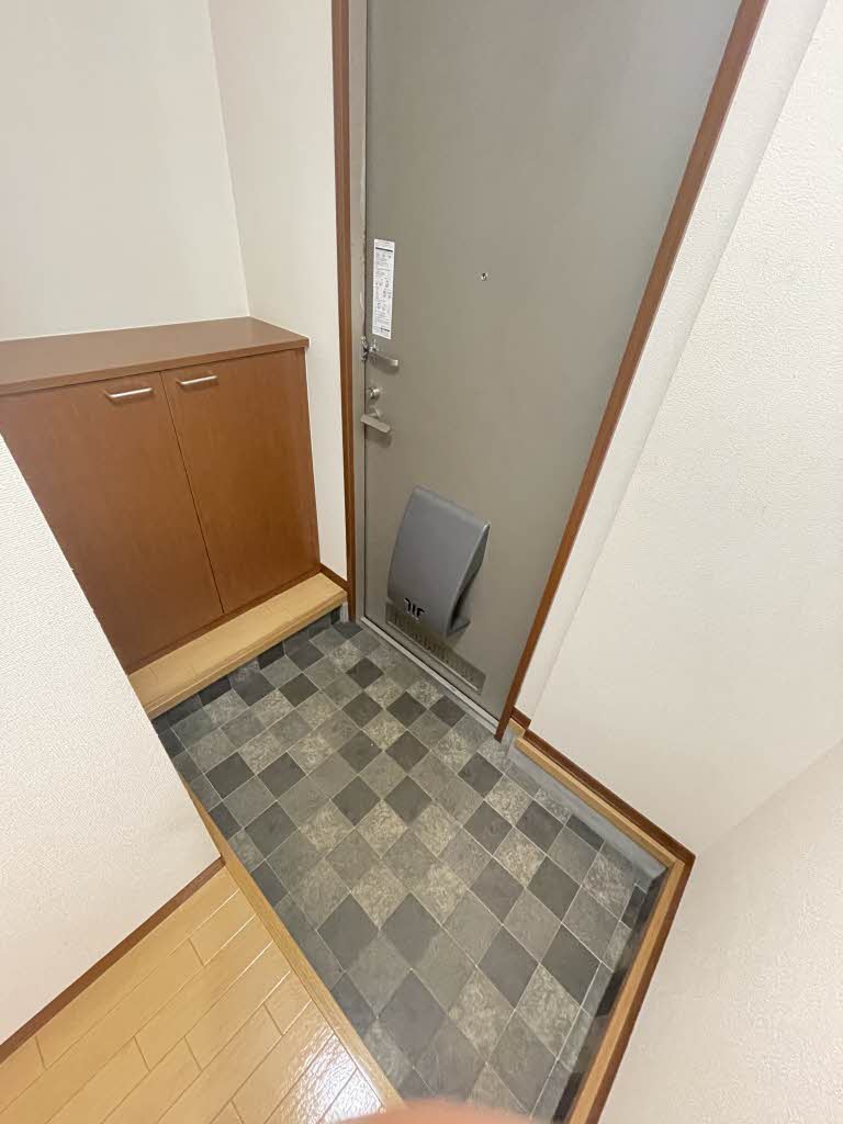 ドムス文京町 103 玄関