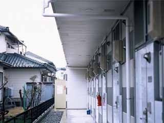 レオパレスサンパレス 104 玄関