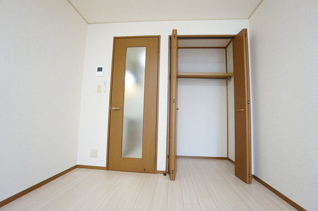 パインハウス 201 収納