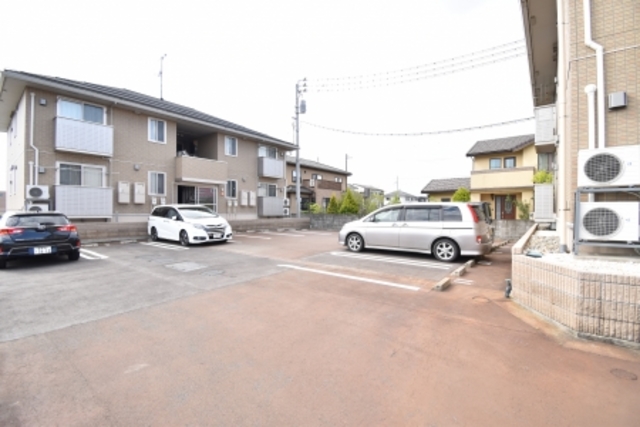 セジュール　B 205 駐車場