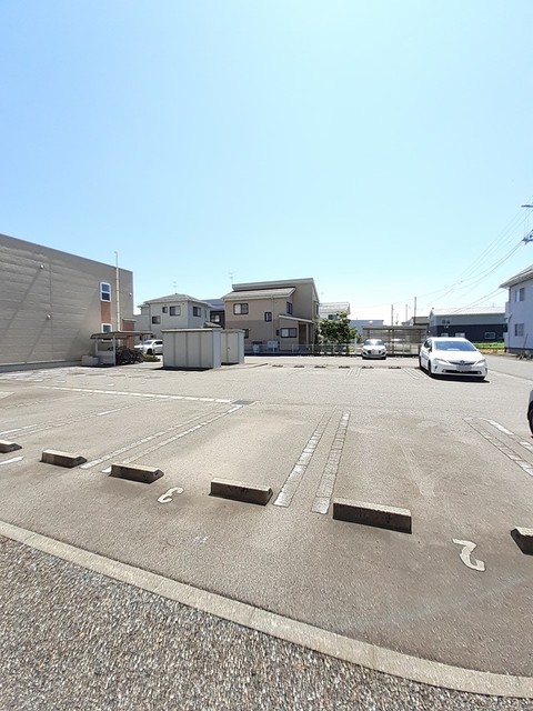 ＯＷＬ（アウル）－Ⅰ 201 駐車場