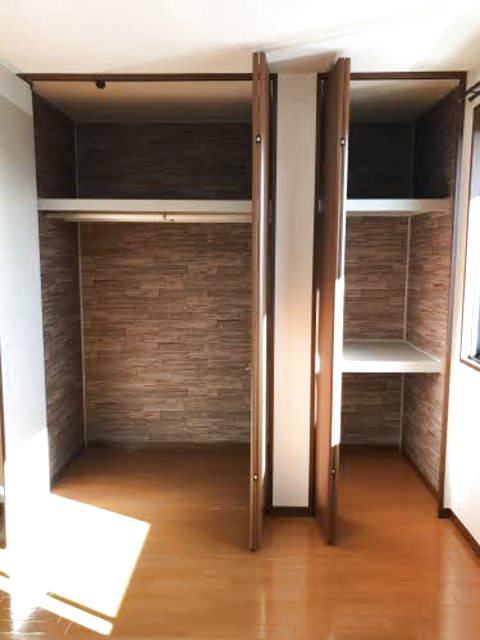 アルメリーナ　A 202 収納