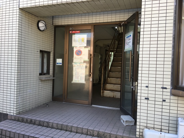 Ｌｉｌｙ－ｂｅ笹口 208 玄関
