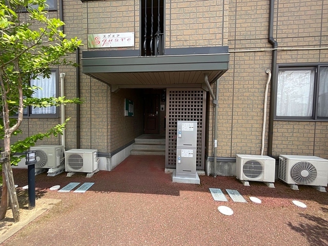 スクエア 102 玄関