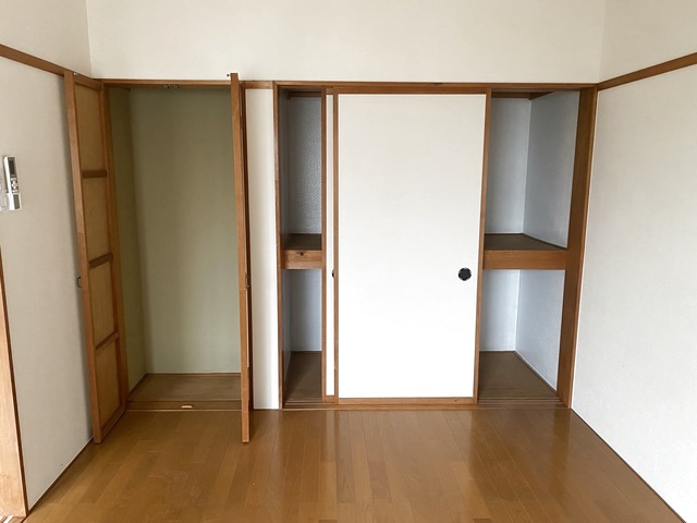 メモリー 205 収納
