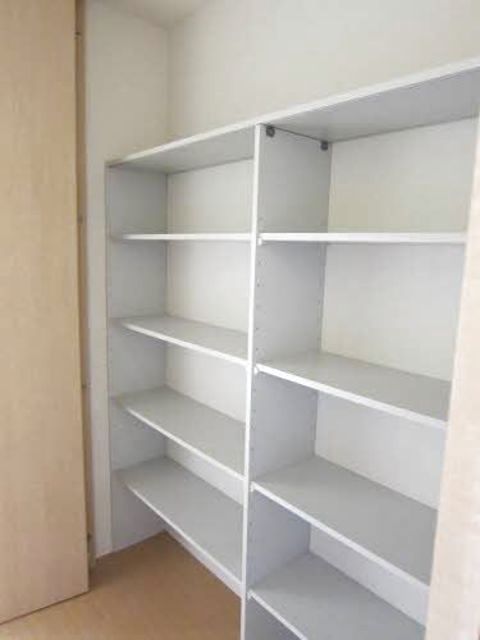 サザンルミエ 102 収納
