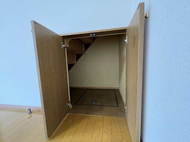 ラ・ファイエ 105 収納