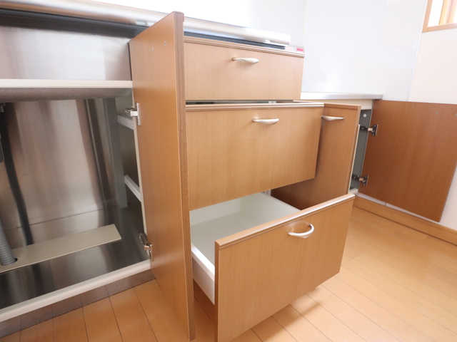 ケンジントンヒルズ 205 収納
