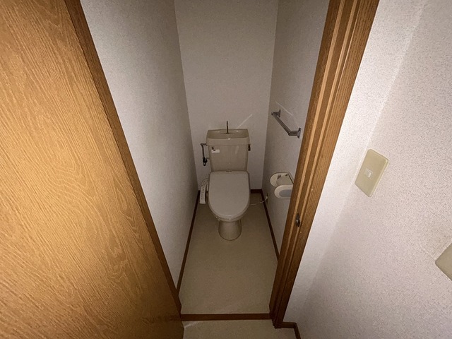 アドリセンス弐番館 202 トイレ