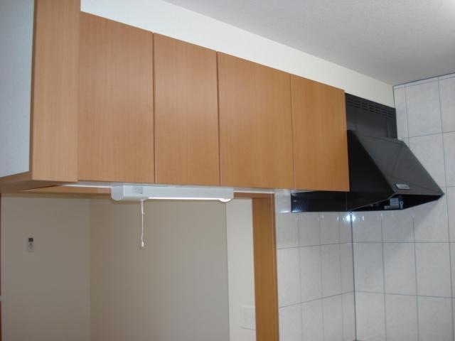 ロイヤルエステート 201 キッチン