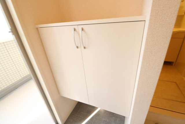 スターブル　居住部 205 玄関