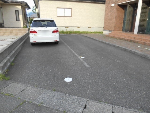 ＣＡＳＡフィオーレ 101 駐車場