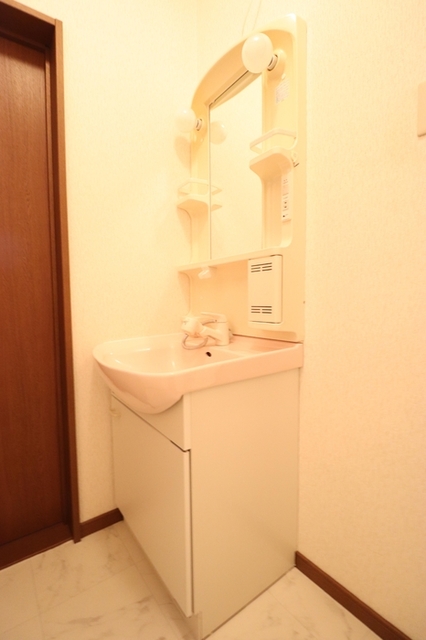 ファミール花かいどう 203 洗面所